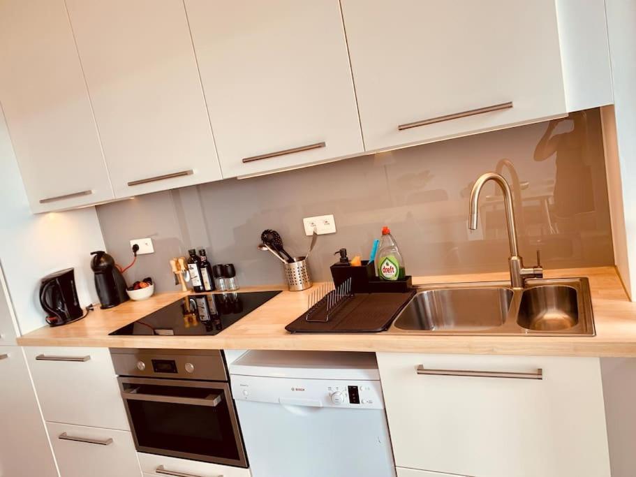 Appartement Cosy & Lumineux Au Coeur De Liege! Exterior photo